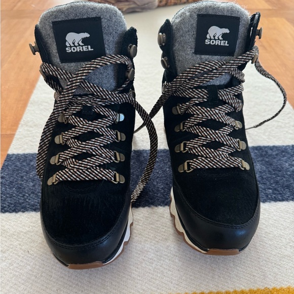 SOREL Kinetic Conquest Sneaker size 7 Black - Picture 10 of 16